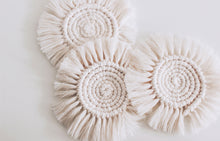 Lade das Bild in den Galerie-Viewer, Makramee Coaster