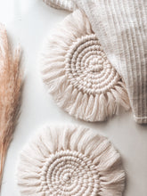 Lade das Bild in den Galerie-Viewer, Makramee Coaster