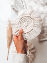 Lade das Bild in den Galerie-Viewer, Makramee Coaster